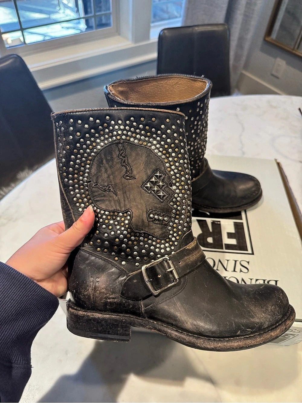 Frye Jenna Skull Stud Short Skull Stud Short Boots Black US 7